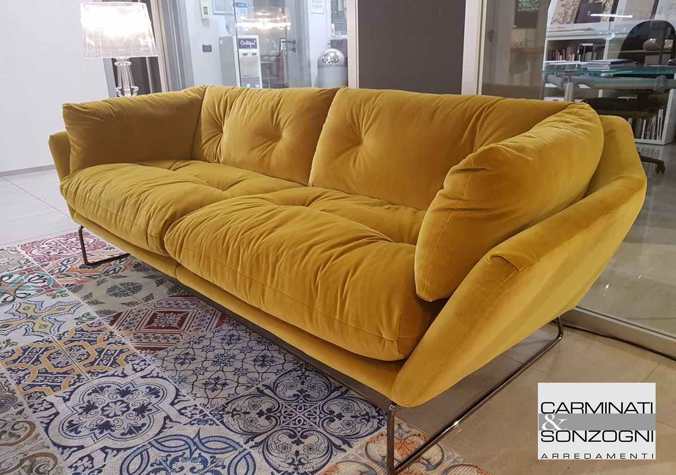 salotto New York Suite Saba in vendita nel nostro showroom di Zogno Bergamo